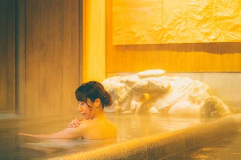 Hot Spring Bathing Etiquette In Japan