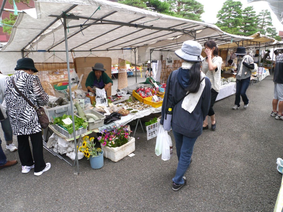 Jinya Morning Market Takayama