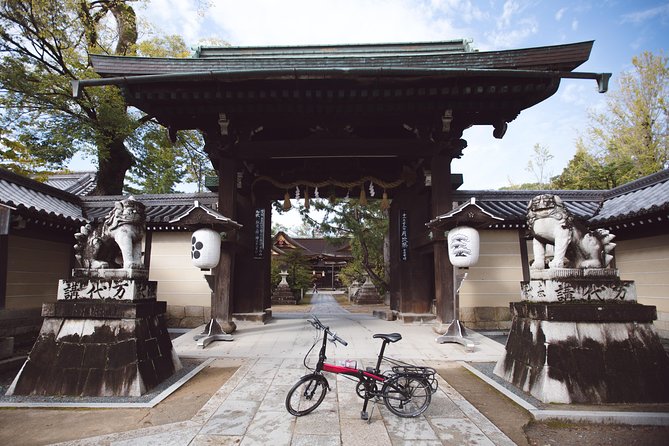 Hidden Kyoto E-Biking Tour - Exploring Kyotos Temples and Shrines