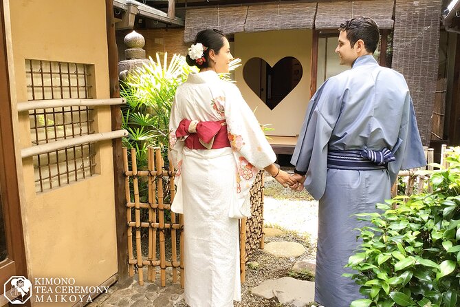 Traditional Tea Ceremony Wearing a Kimono in Kyoto MAIKOYA - Tips for Choosing and Wearing a Kimono for the Tea Ceremony