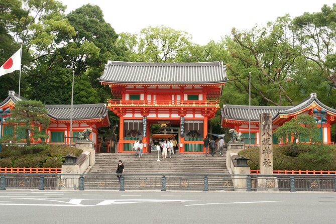 Kyoto's Higashiyama: Tradition, Art & Religion Tour - Pickup Details