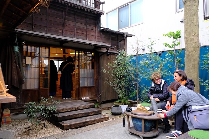 The Old Quarter of Tokyo - Yanaka Walking Tour - Tour Duration and Group Size