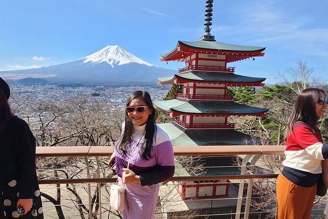 Mt. Fuji and Lake Kawaguchi Day Trip With English Speaking Driver - Experiences Shared