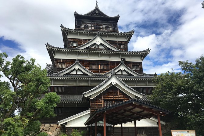 Hiroshima in a Nutshell: Morning Bike Adventure - Directions for Exploring Hiroshima